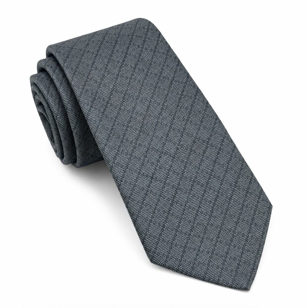 GUCCI Gray Micro-Check Silk Necktie Made in Italy $170